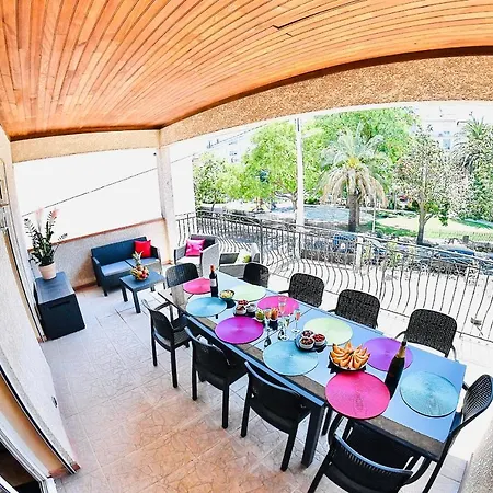 Διαμέρισμα Le Familia,T5 Avec Terrasse,Parking Prive Et Clim, Ideal Famille Et Professionnels