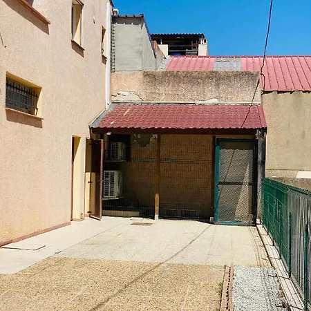 Spacieux T5, Terrasse, Proche Centre,parking Prive Apartment